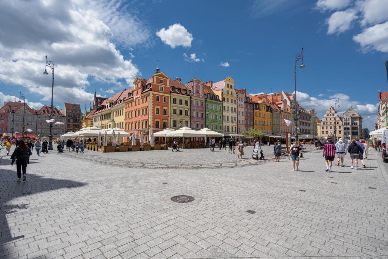 Market Square Corner Apartment Kuznicza By Noclegi Renters Wroclaw Bagian luar foto